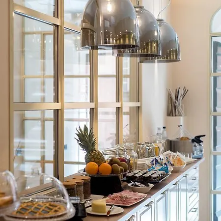Residenza Di Via Fontana 4*