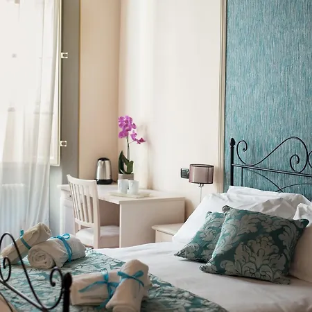 Residenza Di Via Fontana 3*