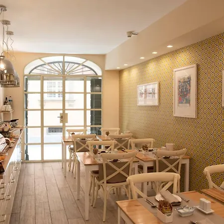 Bed & Breakfast Residenza Di Via Fontana 4*