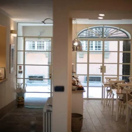Residenza Di Via Fontana 4*